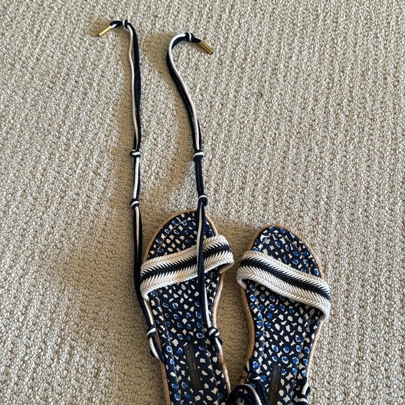 Louis Vuitton espadrille sandals - Picture 3 of 5